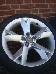 18 Audi A8 Velgen met Banden 5x112 Audi A4 A6 A8