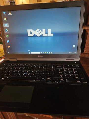 Dell Latitude 5580 i5-7300 CPU 2 60-2 70