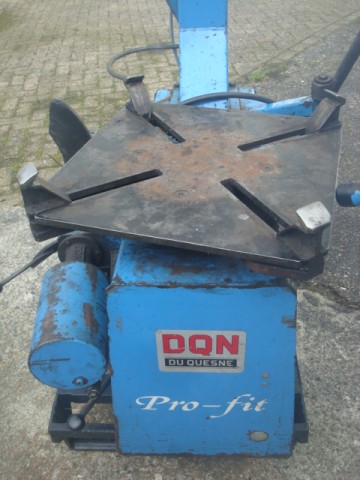 Banden Demontage Apparaat Blauw Du Quesne 110