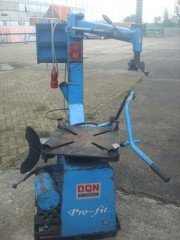 Banden Demontage Apparaat Blauw Du Quesne 110