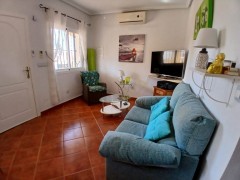 Uw eigen Villa in CIUDAD QUESADA met Gastenverblijf en