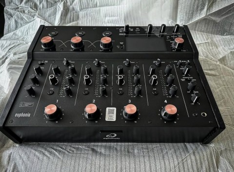 Nieuwe AlphaTheta Euphonia Rotary Mixer- PLAYdifferently MODEL 1- Alle