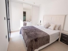 Uw eigen nieuwe Villa in LA MARINA met veel extra