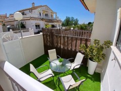 Uw gerenoveerde Bungalow in ORIHELA COSTA met parkings
