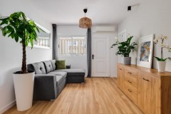 Uw gerenoveerde Bungalow in ORIHELA COSTA met parkings