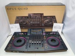 AlphaTheta Euphonia  Pioneer CDJ-3000  Pioneer DJM-A9  Pioneer DJM-V10