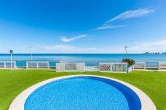 Uw eigen nieuwe Penthouse in LO PAGAN tussen zeeen met parking en