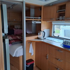 Te koop  Knaus Südwind 550 UF caravan met voortent
