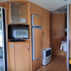 Te koop  Knaus Südwind 550 UF caravan met voortent