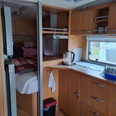 Te koop  Knaus Südwind 550 UF caravan met voortent