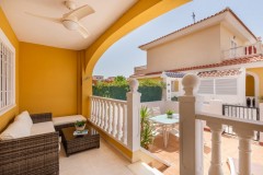 Uw eigen Bungalow in CIUDAD QUESADA met eigen parking en