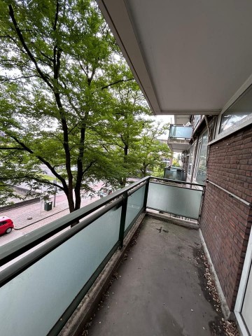 Te huur 3 kamer appartement Zuidplein in Rotterdam