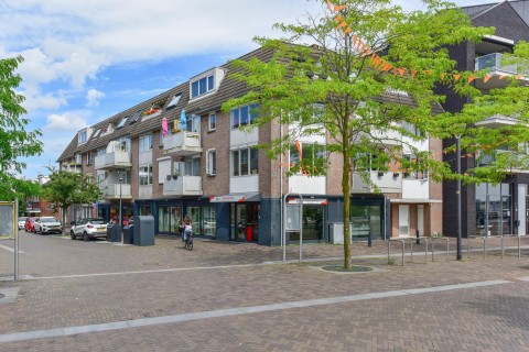 Te huur 3 kamer appartement Marktplein  Uithoorn