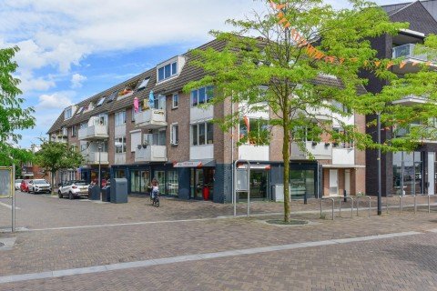 Te huur 3 kamer appartement Marktplein  Uithoorn
