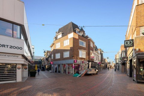 Te huur 3 kamer appartement Zeedijk  Hilversum