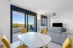 Uw eigen Appartement in ORIHUELA COSTA aan zee met parking en