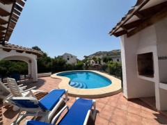 Uw eigen Villa in MONTE PEGO met uitzichten en eigen parking gastenkam