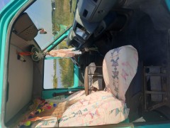Ibiza Camper busje Renault Traffic Benzine Verhoogd