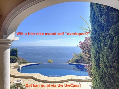 Uw eigen Villa in MORAIRA met overloopzwembad met garage en