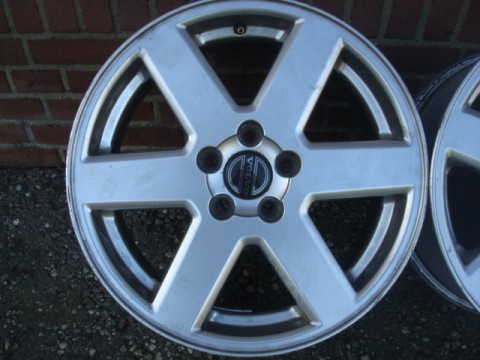 17 Inch Originele Volvo Velgen Steek 5x108