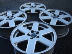 17 Inch Originele Volvo Velgen Steek 5x108