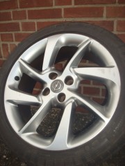17 inch Opel Corsa Adam lichtmetaal Velgen 4x100