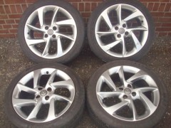 17 inch Opel Corsa Adam lichtmetaal Velgen 4x100