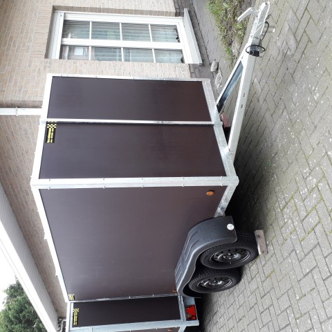 gesloten aanhangwagen 2 as