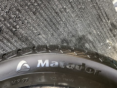 Winter banden MATADOR 215 55 R17   5x108   M12 x1 25