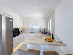 Uw eigen Penthouse in MORAIRA bij zee met 100 zondagen per jaar