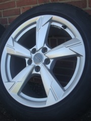 18 Inch Originele Audi TT-Line Velgen en Banden 5x112