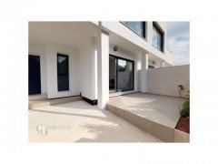 Uw eigen Appartement in SANTIAGO de la RIBERA bij zee met veel extras
