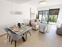 Uw eigen Appartement in SANTIAGO de la RIBERA bij zee met veel extras