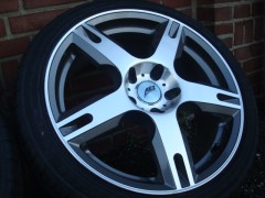 18 Inch AEZ velgen en banden steek 5x112