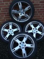 18 Inch AEZ velgen en banden steek 5x112