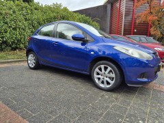 Mazda 2  1 3  55KW  5drs   Airco - Stoelverwarming