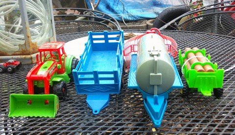 Speelgoed traktor met aanhangers