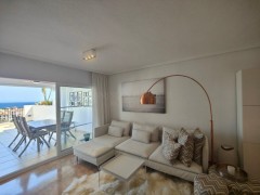 Uw eigen Appartement in ALTEA bij zee met parking en