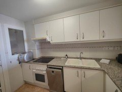 Uw eigen Appartement in ALTEA bij zee met parking en
