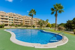 Uw eigen goed verhuurbare Appartement aan zee in ORIHUELA COSTA