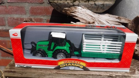 Farm 212 trekker   aanhanger V