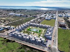 Uw eigen nieuwe en goed verhuurbare Penthouse in CIUDAD QUESADA met pa