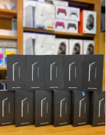 WWW PHOTVPC COM nieuw  Samsung S25  Samsung S25 Ultra  iPhone 16 Pro M