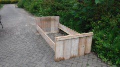 Steigerhouten bed