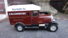 Matchbox Y19 moris cowley