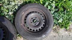 2 All season banden op vw velgen