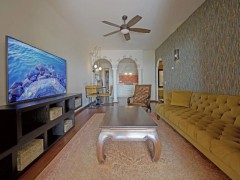 Uw eigen Appartement aan de Boulevard en bij de Haven van ALTEA