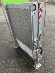 Oprijplaat van het merk Altec  Hoogte 125 cm