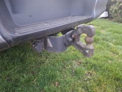 Witte Toyota Hilux crew cab