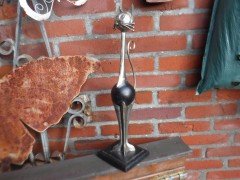 mooie metalen sculptuur van een kat